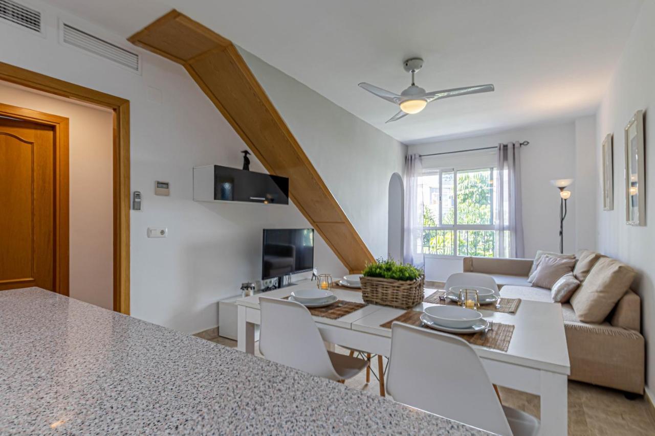 797 Holiday Rentals- Duplex Para 7 En La Carihuela A 1 Min De La Playa 托雷莫利诺斯 外观 照片