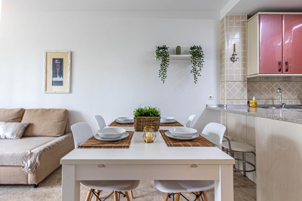797 Holiday Rentals- Duplex Para 7 En La Carihuela A 1 Min De La Playa 托雷莫利诺斯 外观 照片
