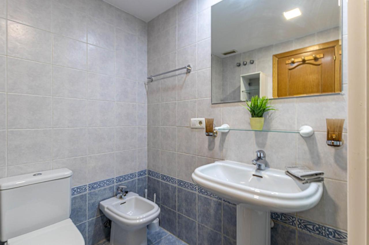 797 Holiday Rentals- Duplex Para 7 En La Carihuela A 1 Min De La Playa 托雷莫利诺斯 外观 照片