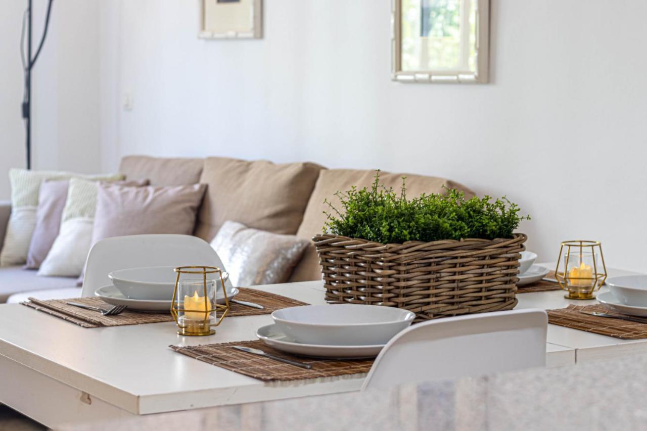 797 Holiday Rentals- Duplex Para 7 En La Carihuela A 1 Min De La Playa 托雷莫利诺斯 外观 照片