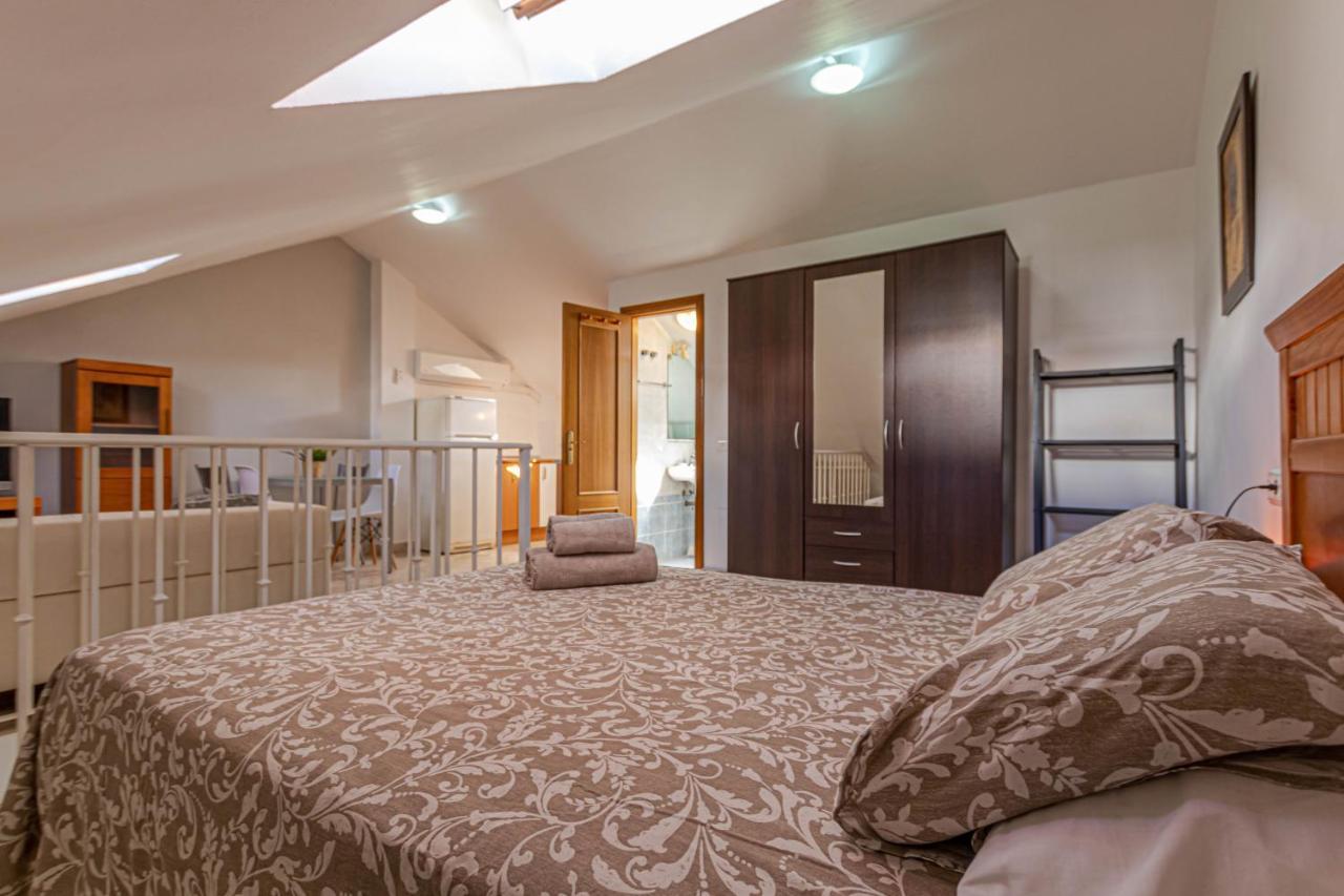 797 Holiday Rentals- Duplex Para 7 En La Carihuela A 1 Min De La Playa 托雷莫利诺斯 外观 照片